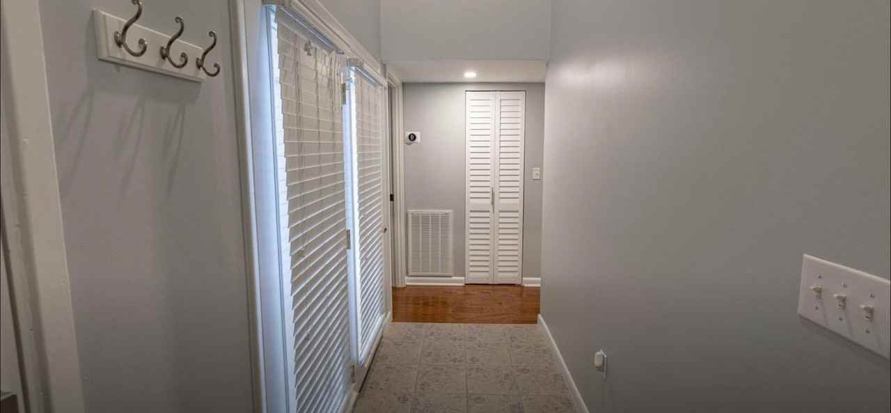 2003 Cherokee Bluff Dr - Photo 2 of 22