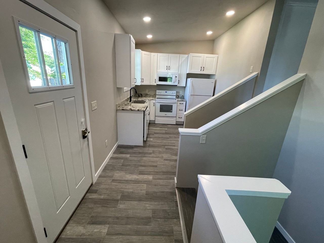 603 S Hawthorne Ave - Photo 5 of 35