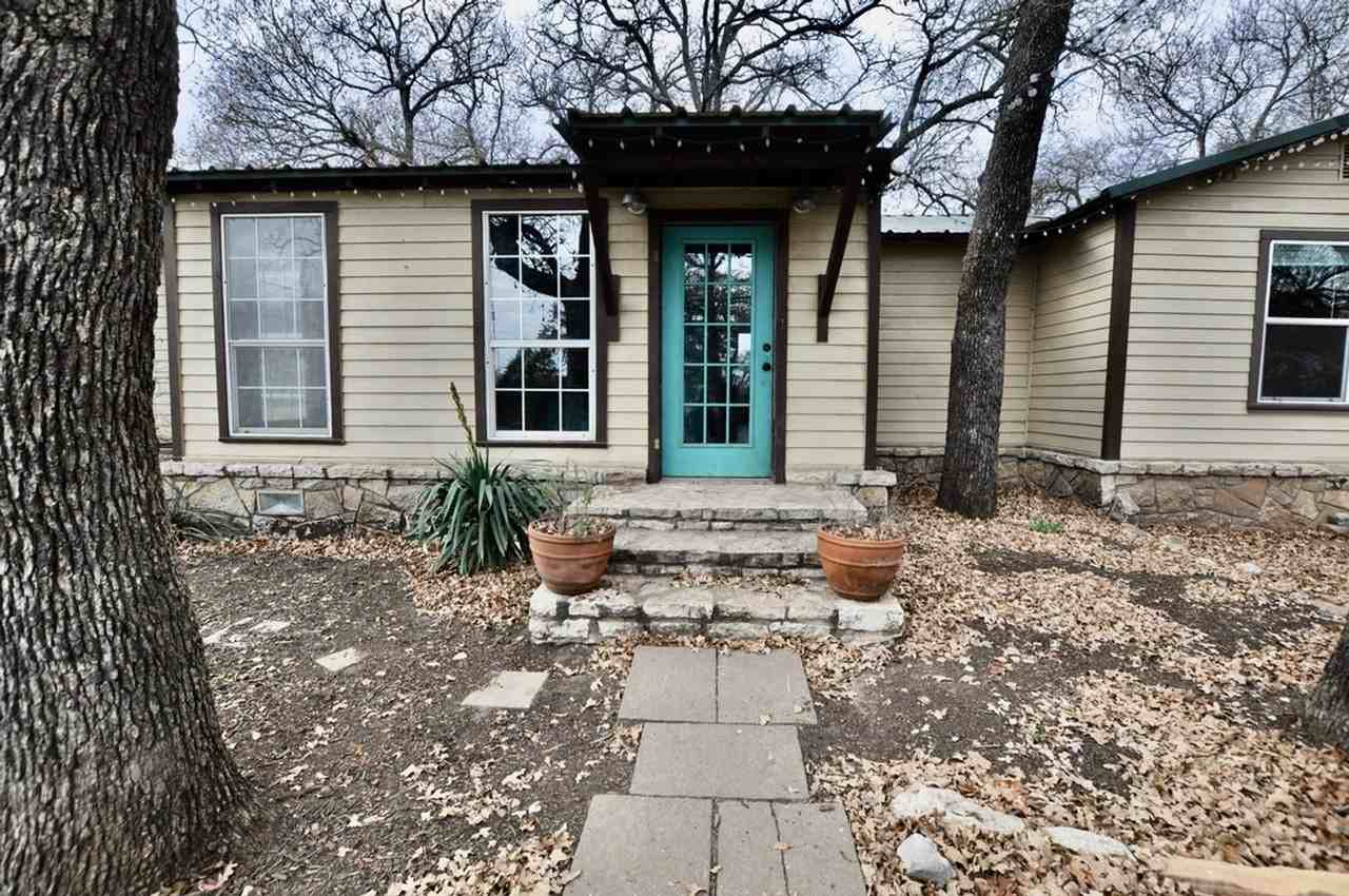 1846 Ranger Hwy - Photo 3 of 32