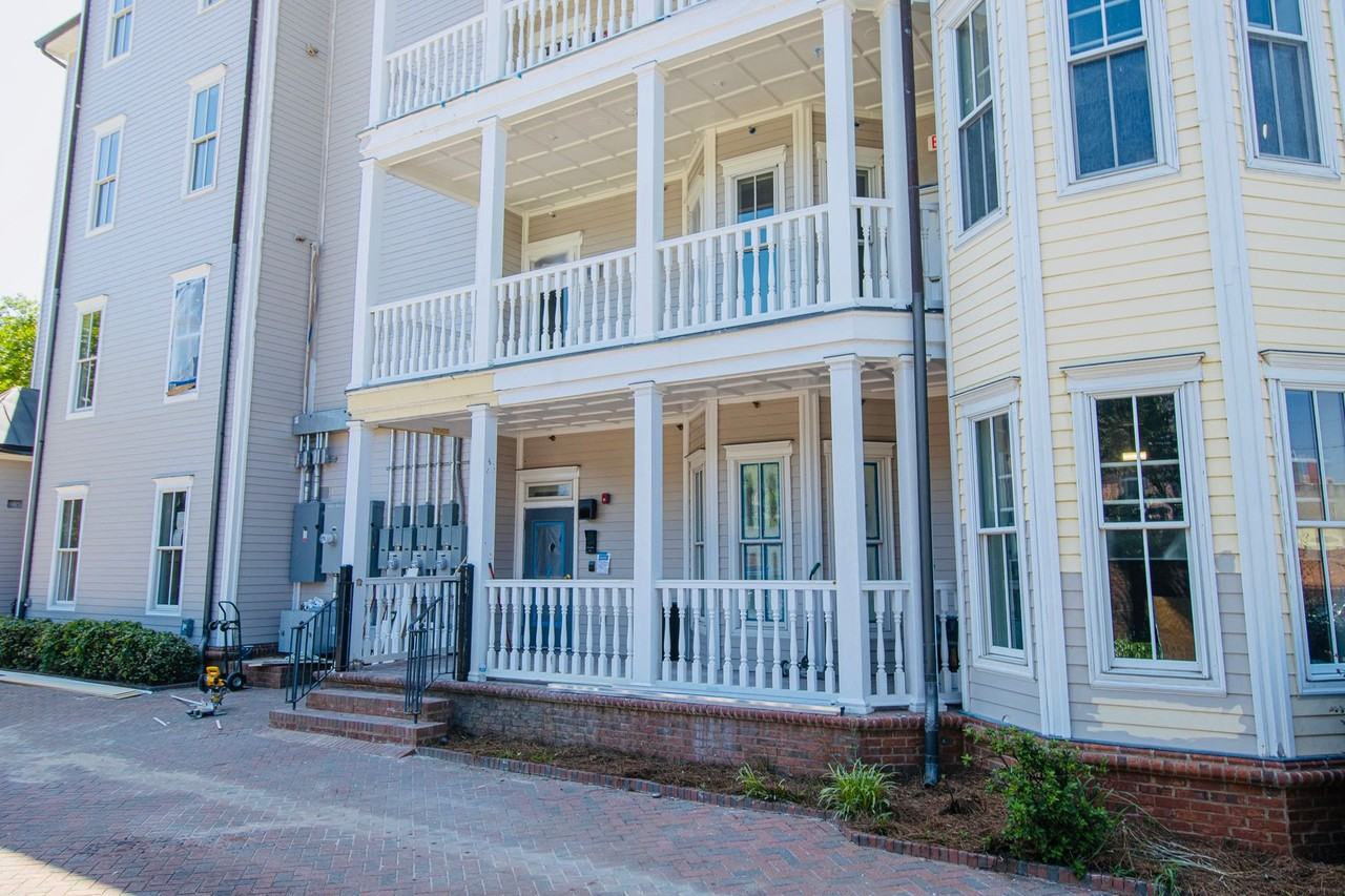 1303 Blanding St - Photo 4 of 20