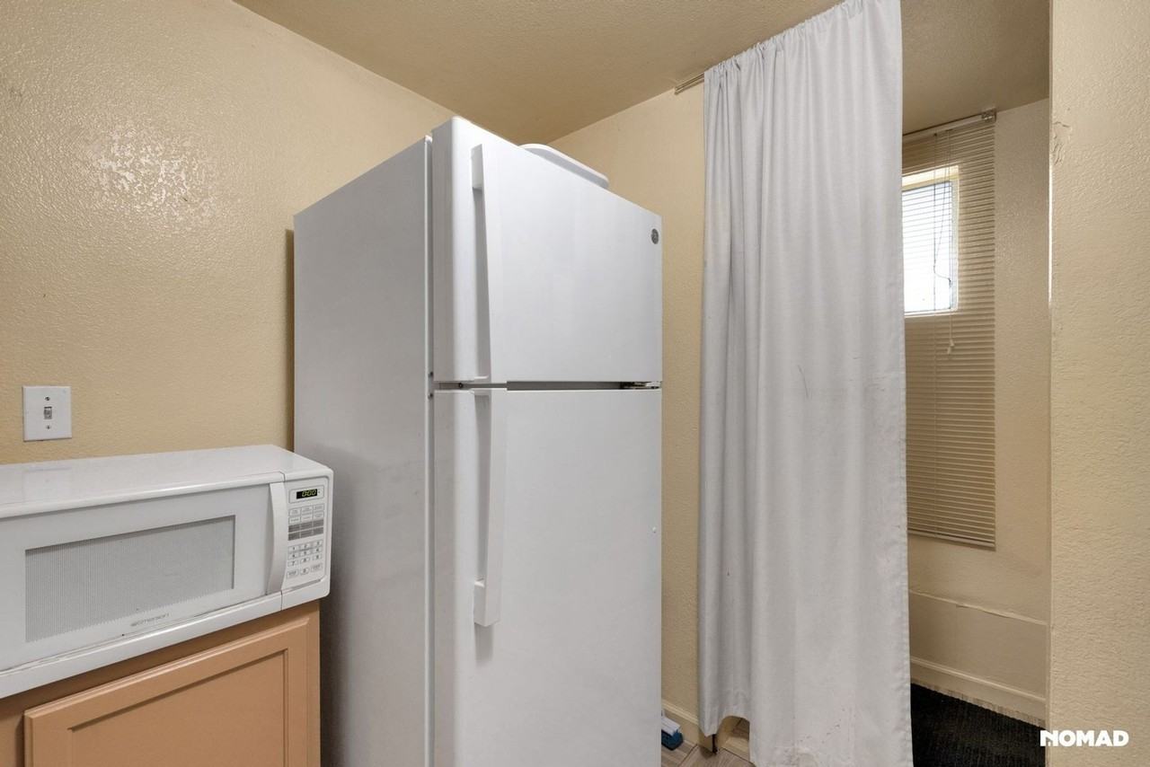 14139 Tyler St - Photo 3 of 37