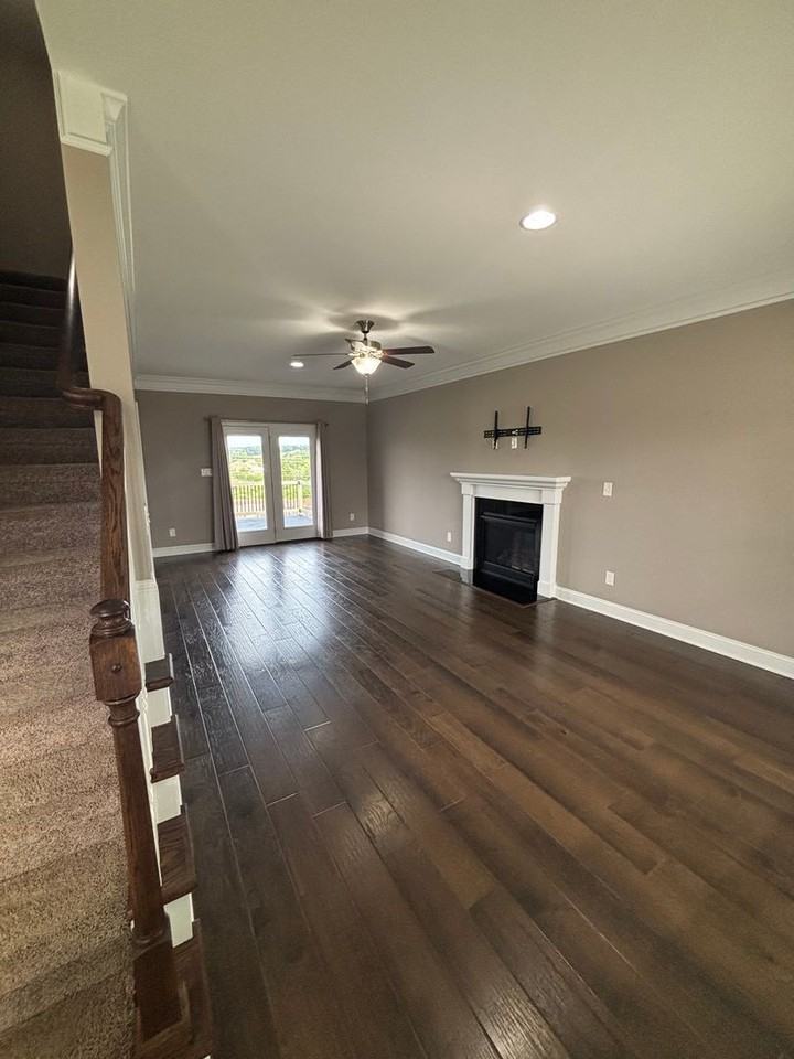 235 Bluff Shadows - Photo 2 of 37