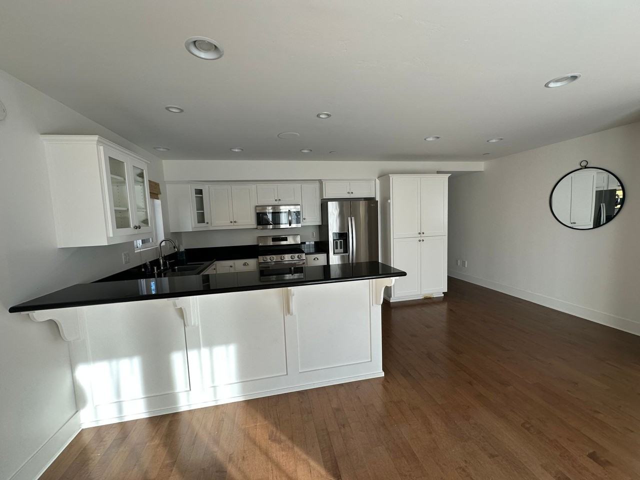 262 Boeker Ave - Photo 3 of 12