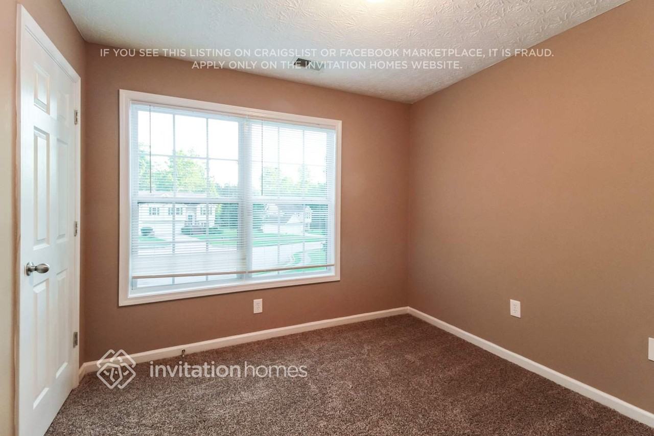 200 Shadowbrook Dr - Photo 7 of 10