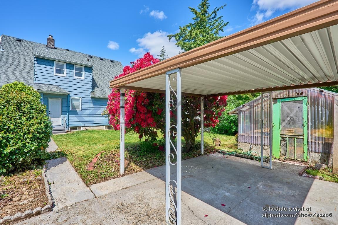 3920 Ne 37th Ave - Photo 5 of 30