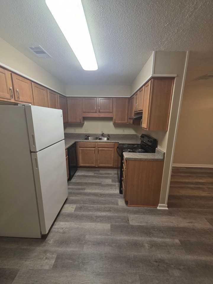 117 Alder Ave Se - Photo 4 of 16