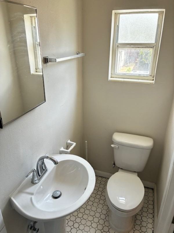 1606 King St #1 - Photo 5 of 12