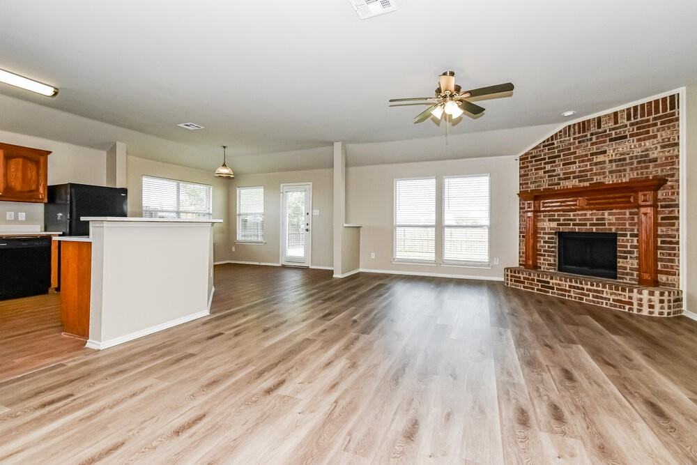 600 Preston Dr - Photo 5 of 16
