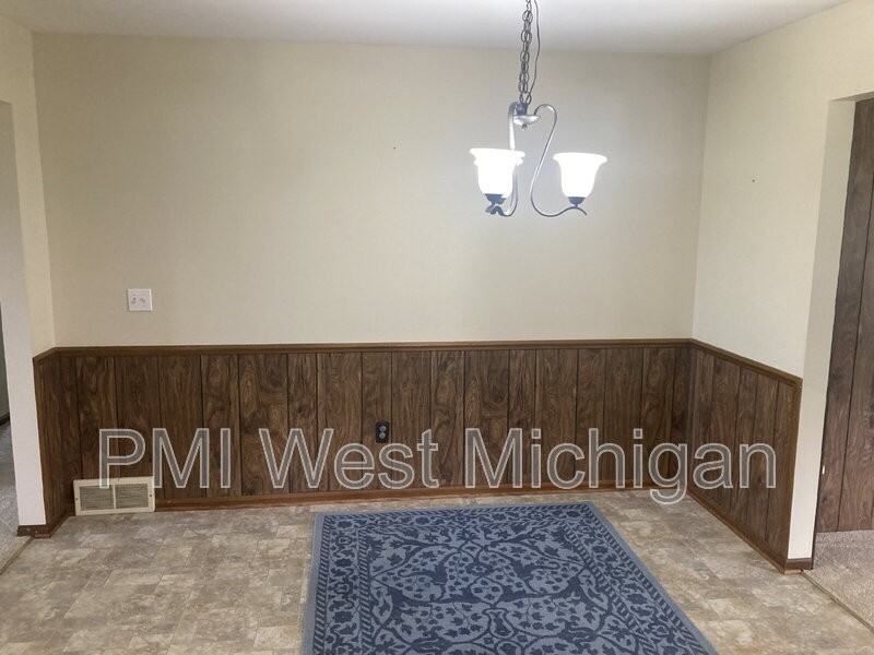 1232 M 222 - Photo 6 of 30