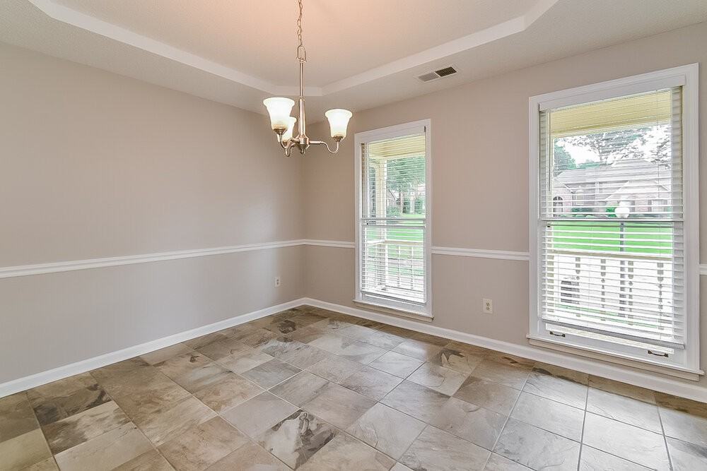 2703 Misty Woods Cv N - Photo 6 of 17