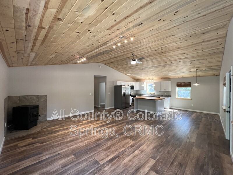 291 Wasatch Ln - Photo 3 of 31