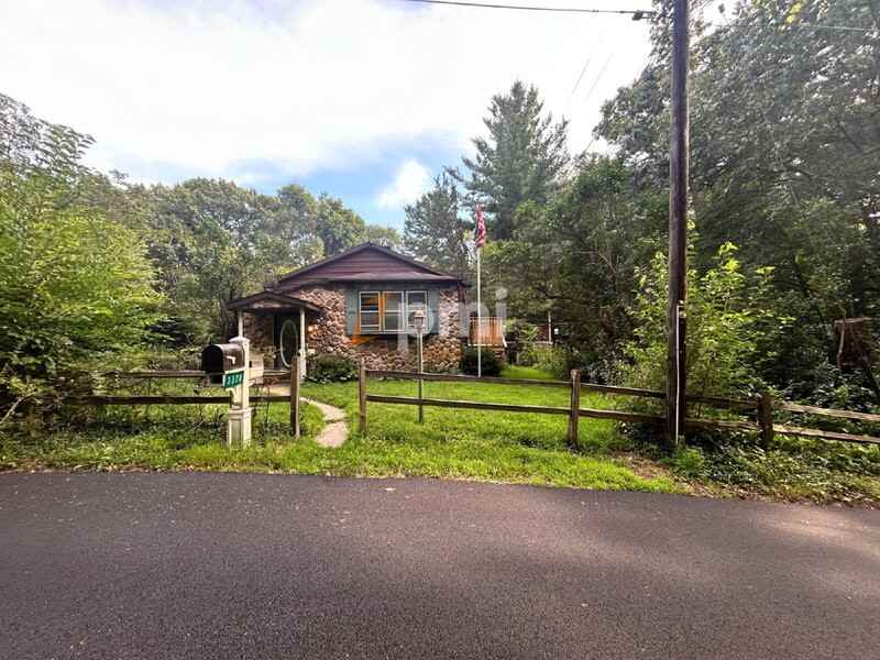 3320 E Johns Ave - Photo 2 of 28