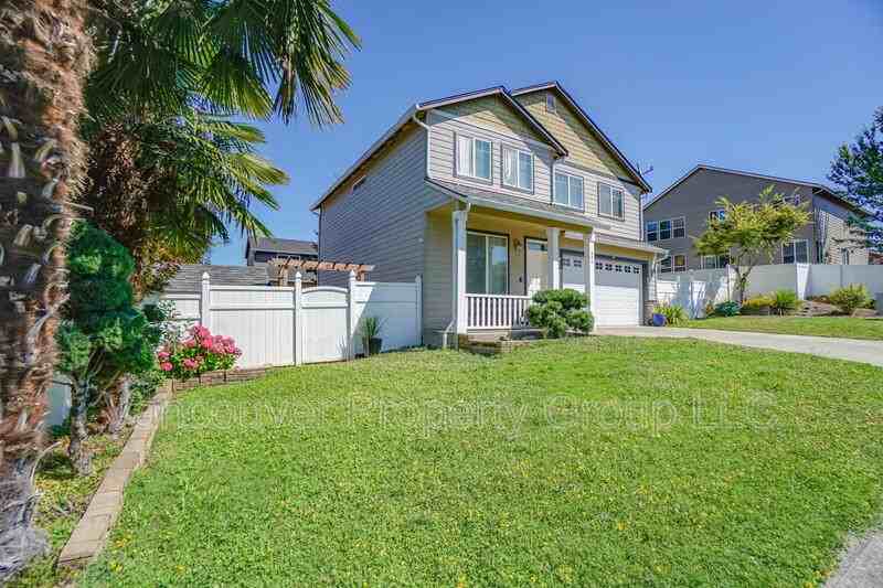 304 Nw 96th St - Photo 2 of 36