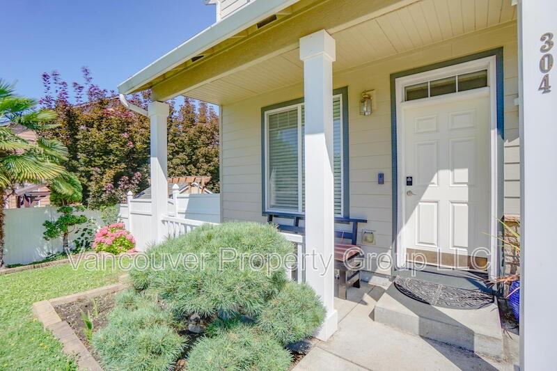 304 Nw 96th St - Photo 3 of 36