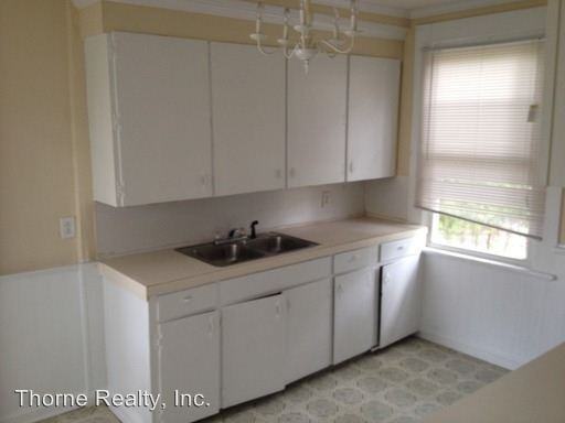 203 St Patrick St - Photo 2 of 4