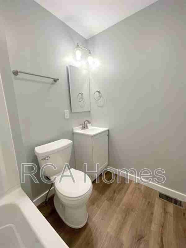 3519 Balsam Ave - Photo 7 of 11