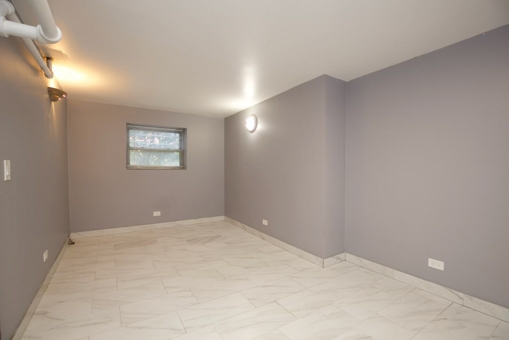 4400 N Racine Ave #G - Photo 7 of 21