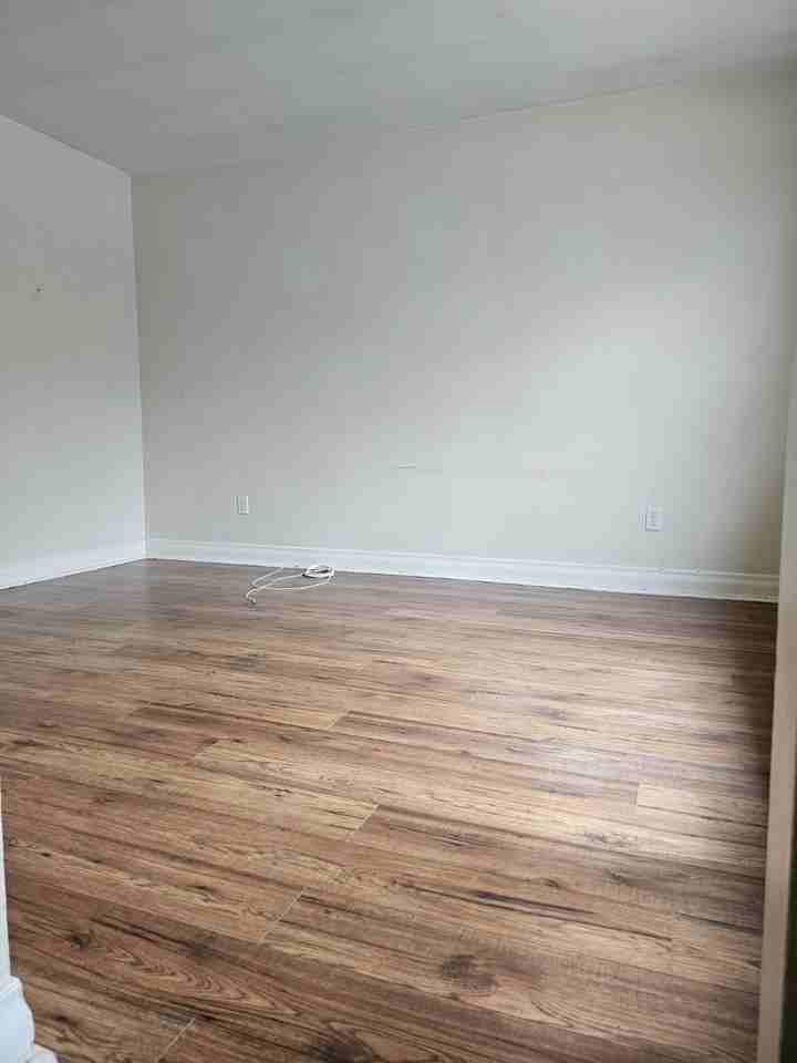 866 Armour Road - Photo 3 of 5