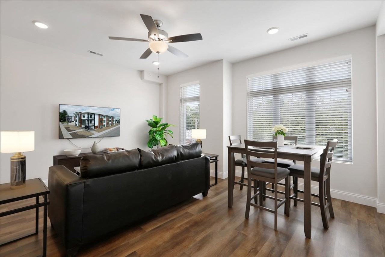 318 South State Street - Photo 3 of 46