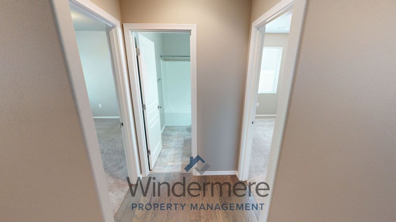 1349 Sw Virginia St - Photo 4 of 18