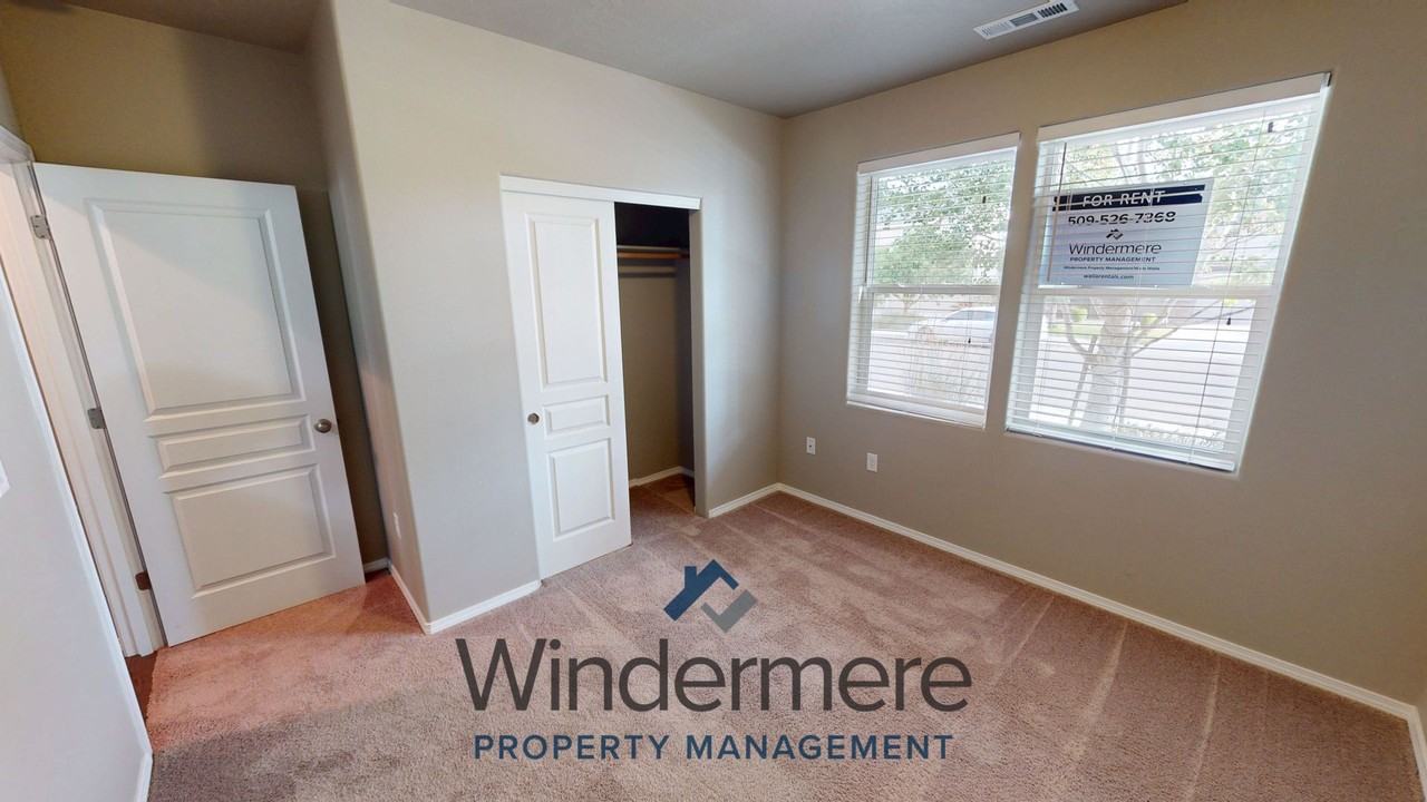 1349 Sw Virginia St - Photo 5 of 18