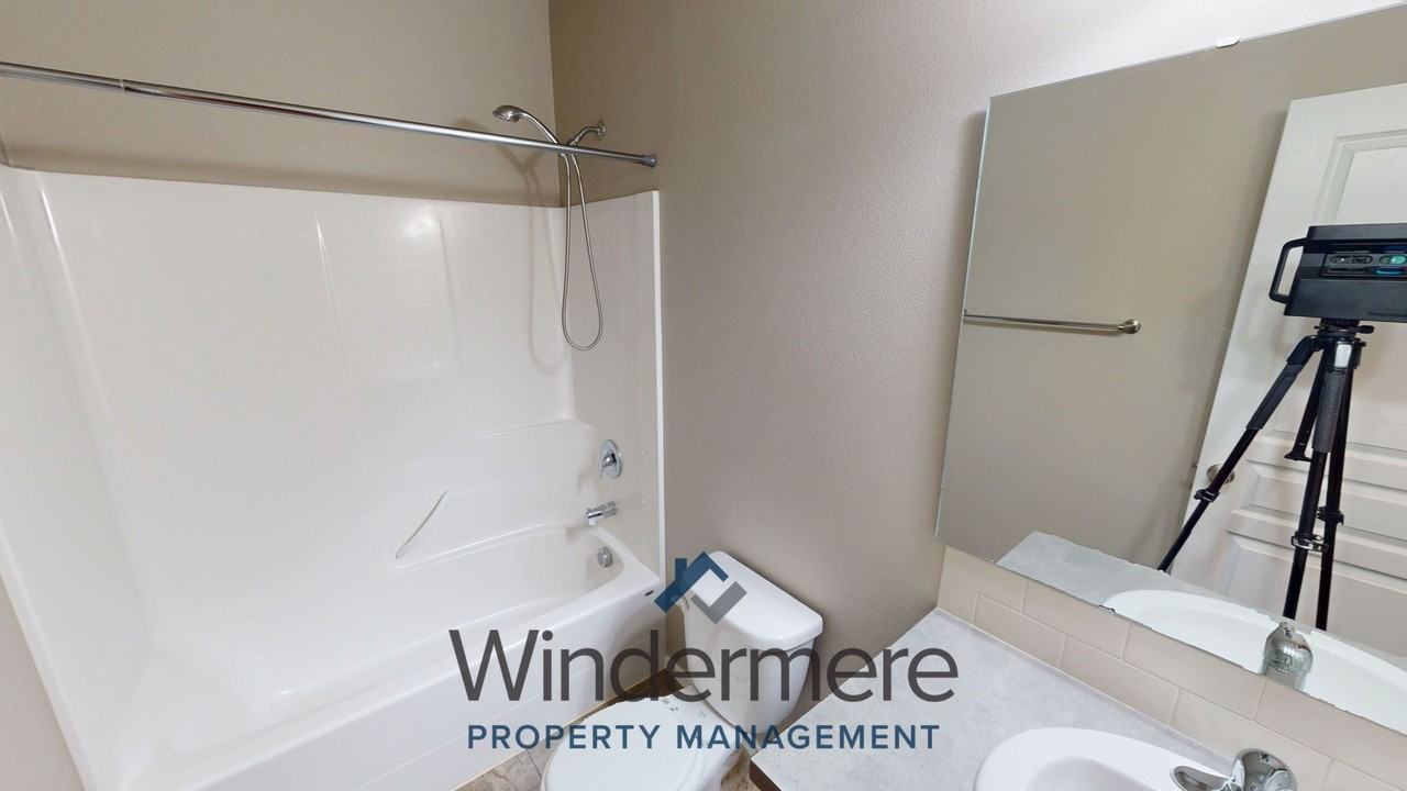 1349 Sw Virginia St - Photo 6 of 18