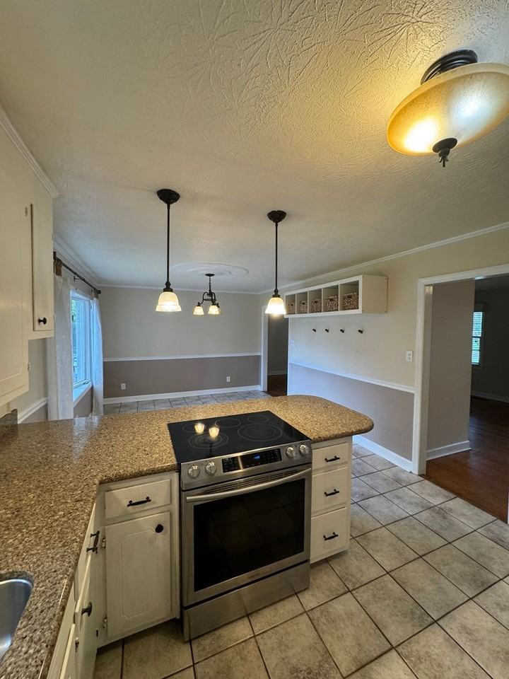 322 Kirkwood Dr - Photo 6 of 18