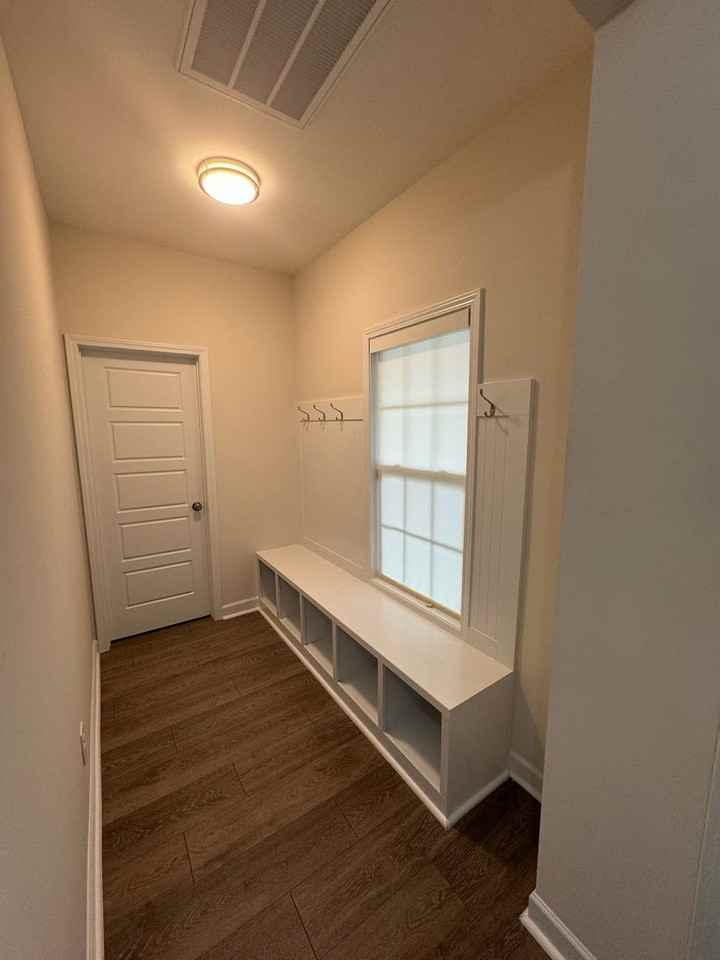 4716 Scenic Pines Dr - Photo 2 of 31