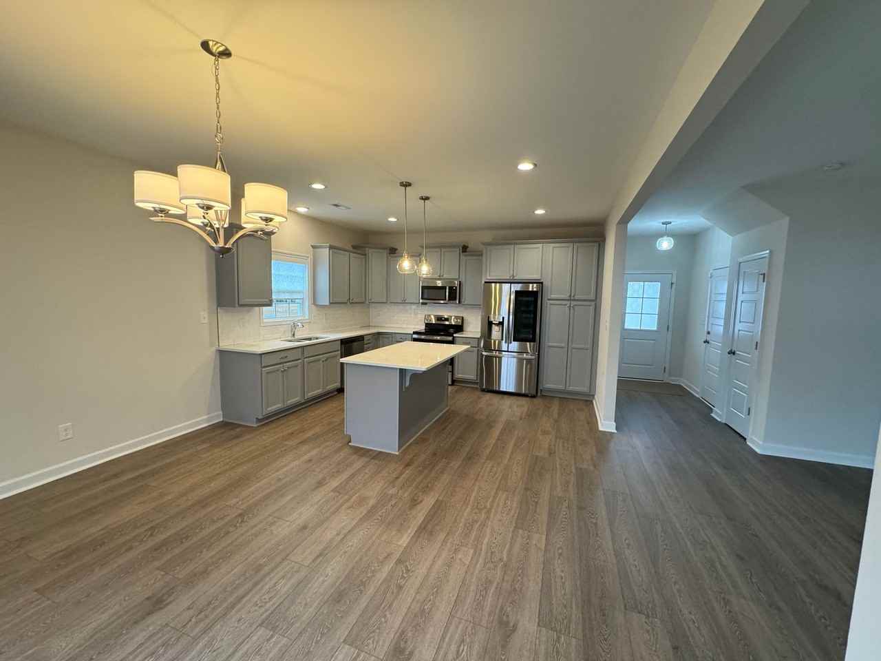 4716 Scenic Pines Dr - Photo 7 of 31