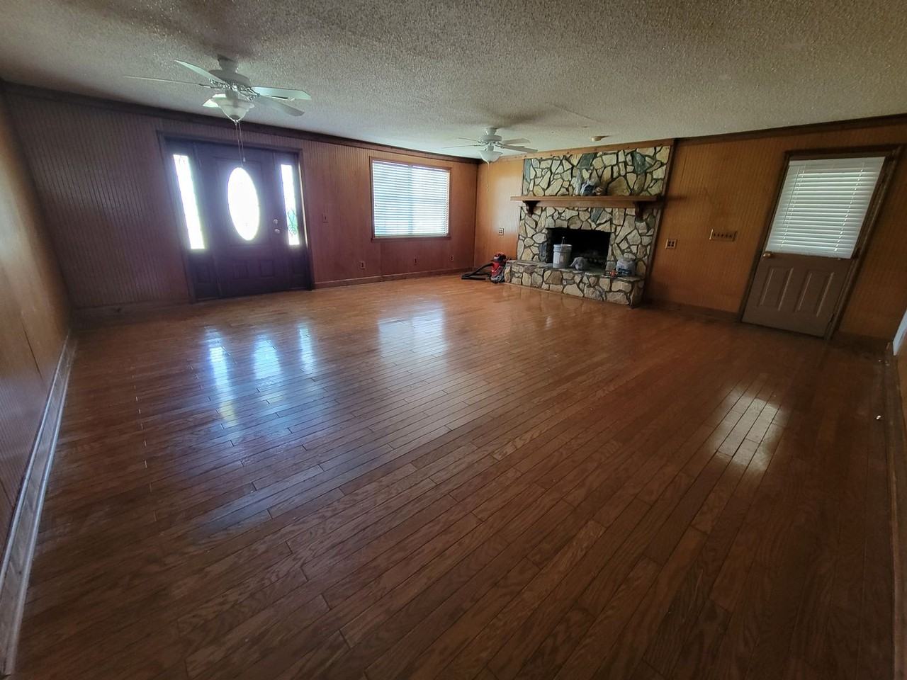 1351 Old Ray City Rd - Photo 2 of 21