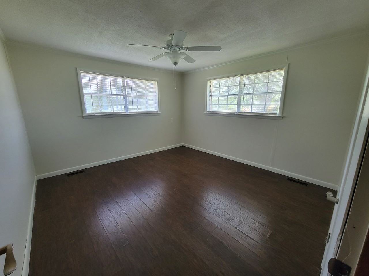 1351 Old Ray City Rd - Photo 7 of 21