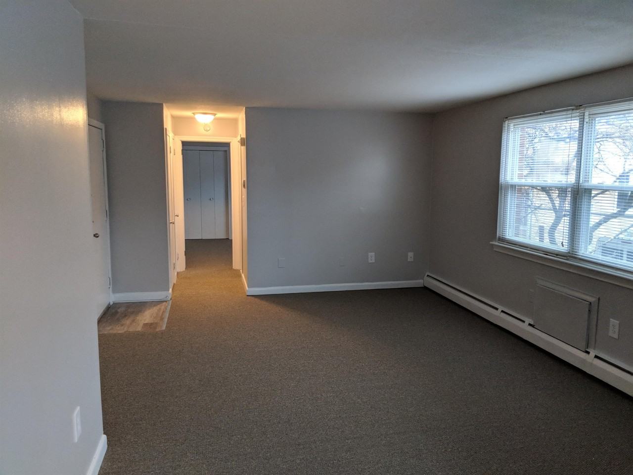 15 Carpenter Street - Photo 4 of 6
