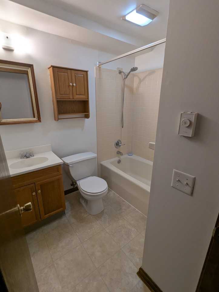 404 North Main Street - Photo 3 of 8