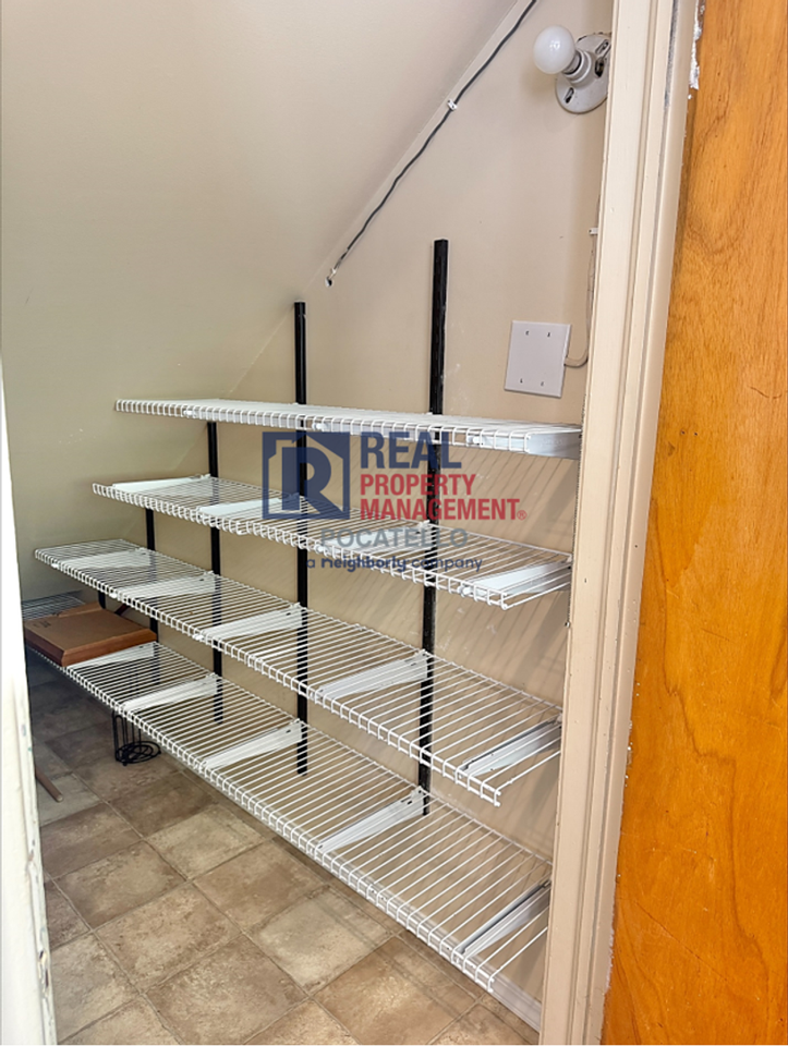 1420/1422 E Elm St - Photo 5 of 43