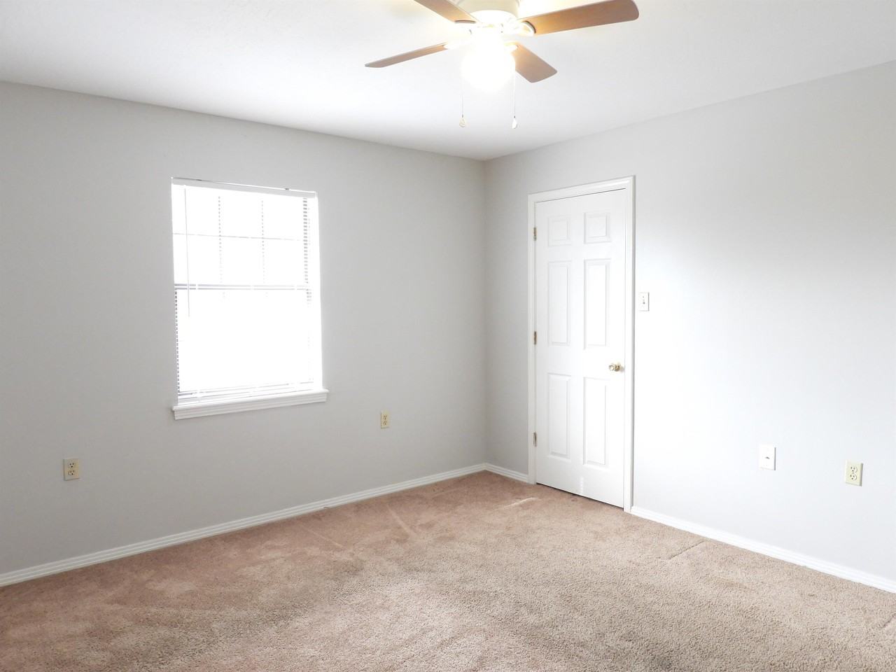 Shenandoah Townhomes - Photo 3 of 39