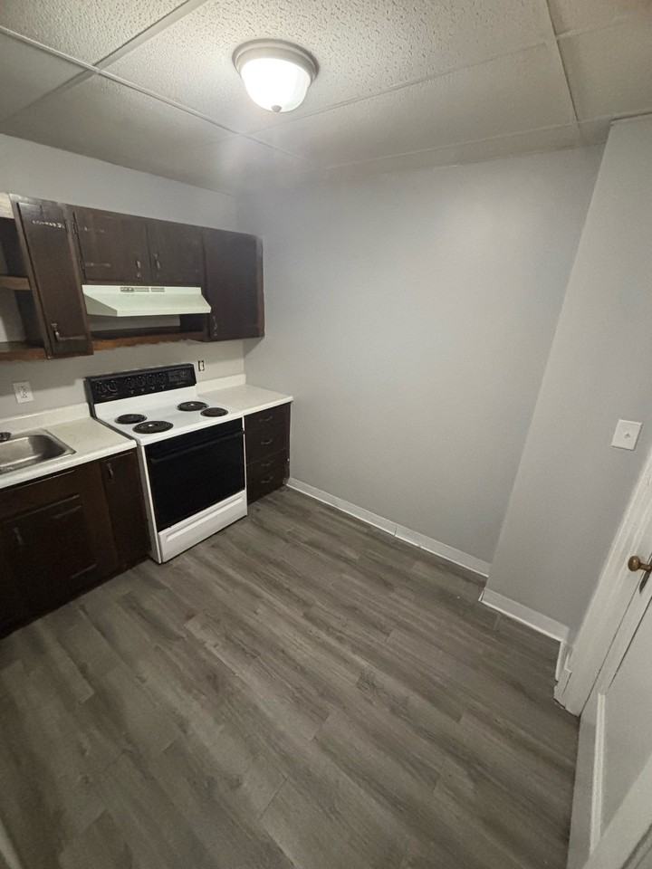 179 Grand Street - Photo 3 of 9