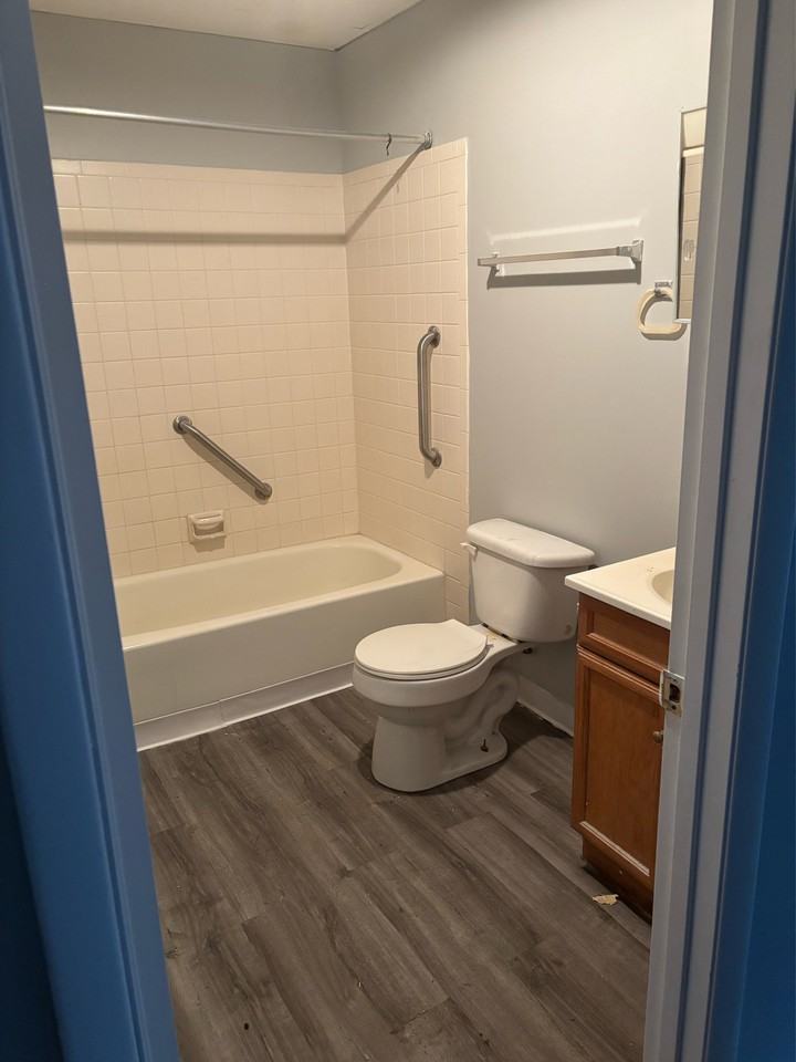 179 Grand Street - Photo 7 of 9