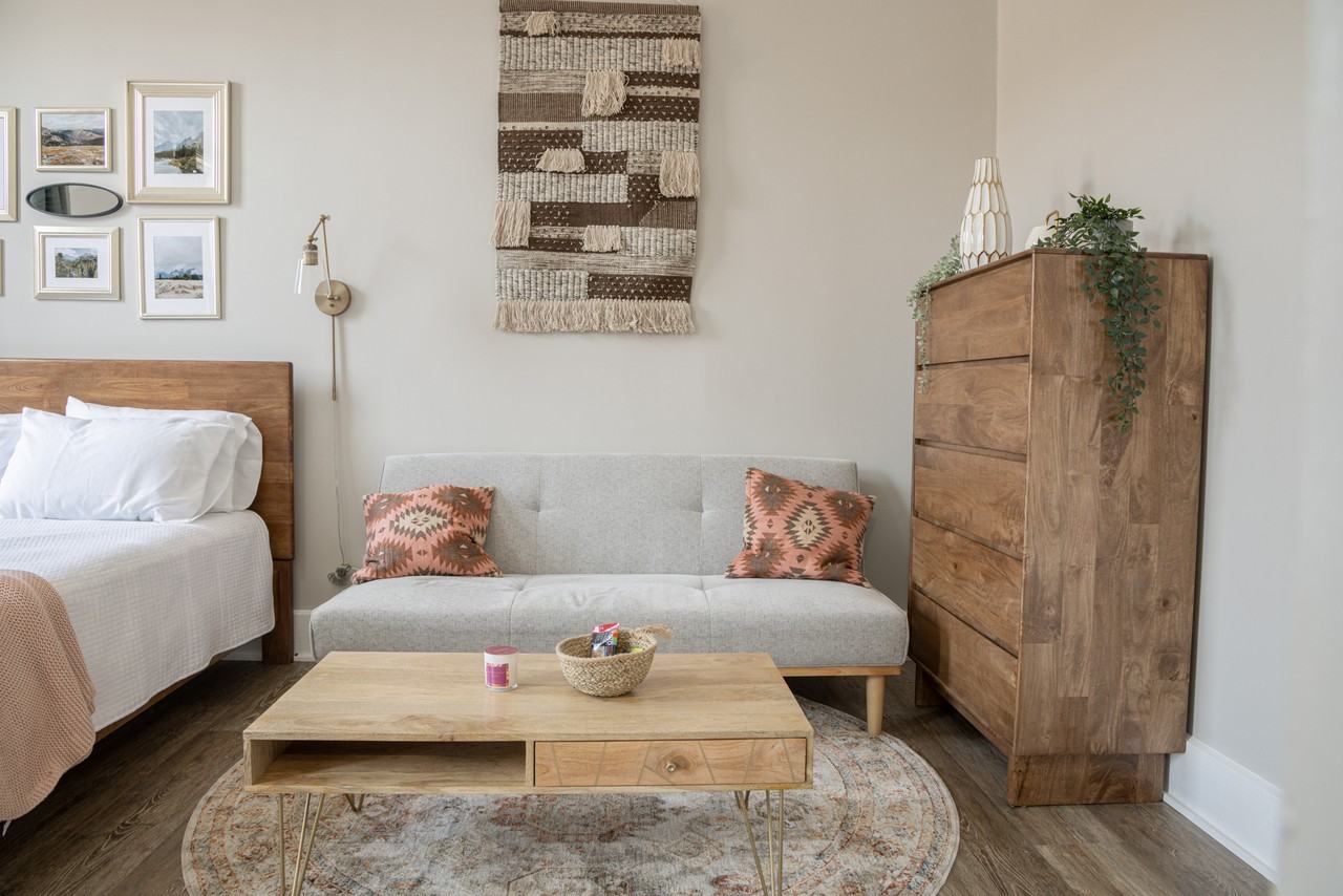 Court - Photo 3 of 10