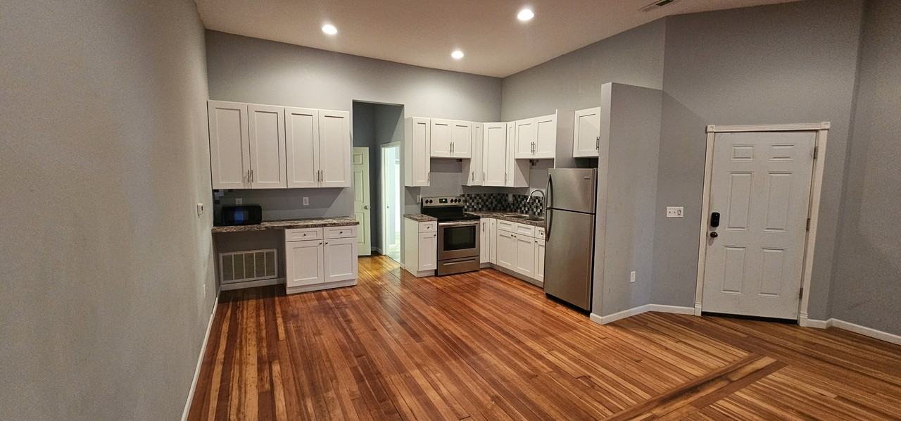 519 State Street - Photo 3 of 7