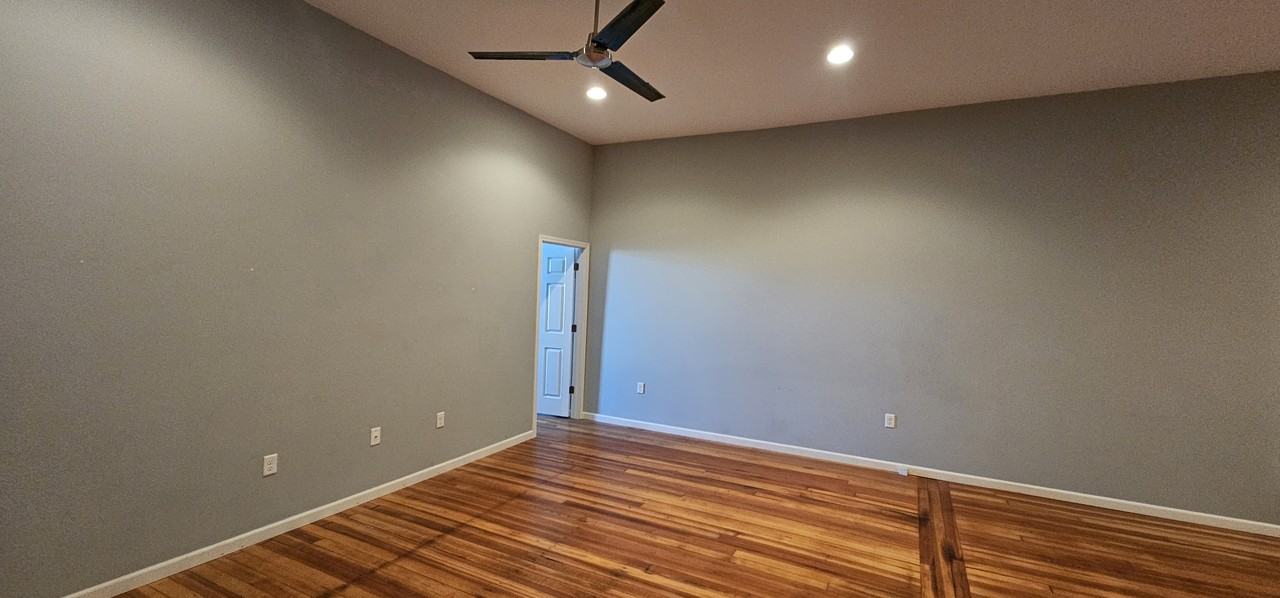 519 State Street - Photo 4 of 7