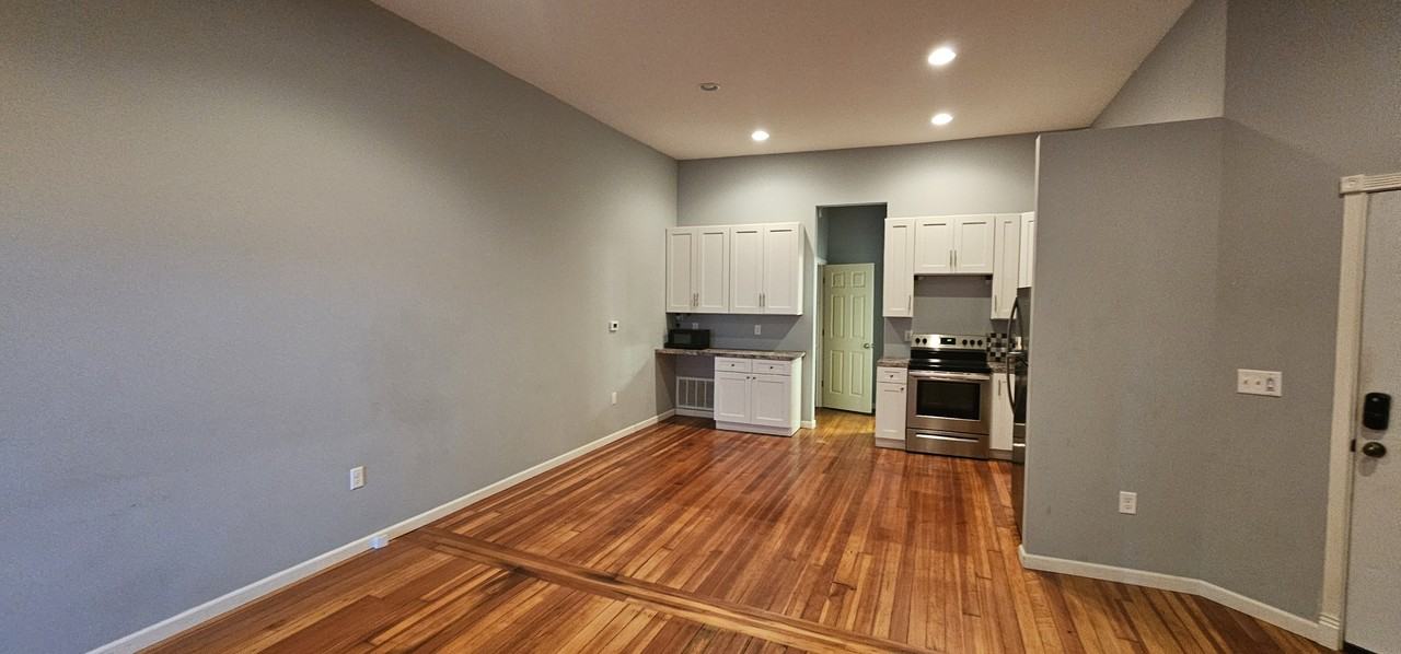 519 State Street - Photo 5 of 7