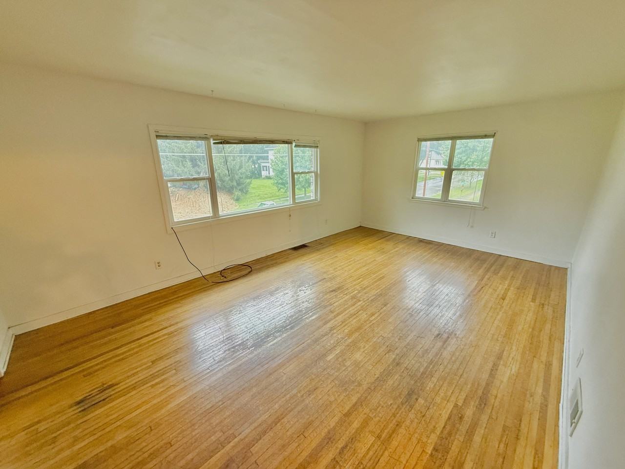 516 South Street - Photo 2 of 5