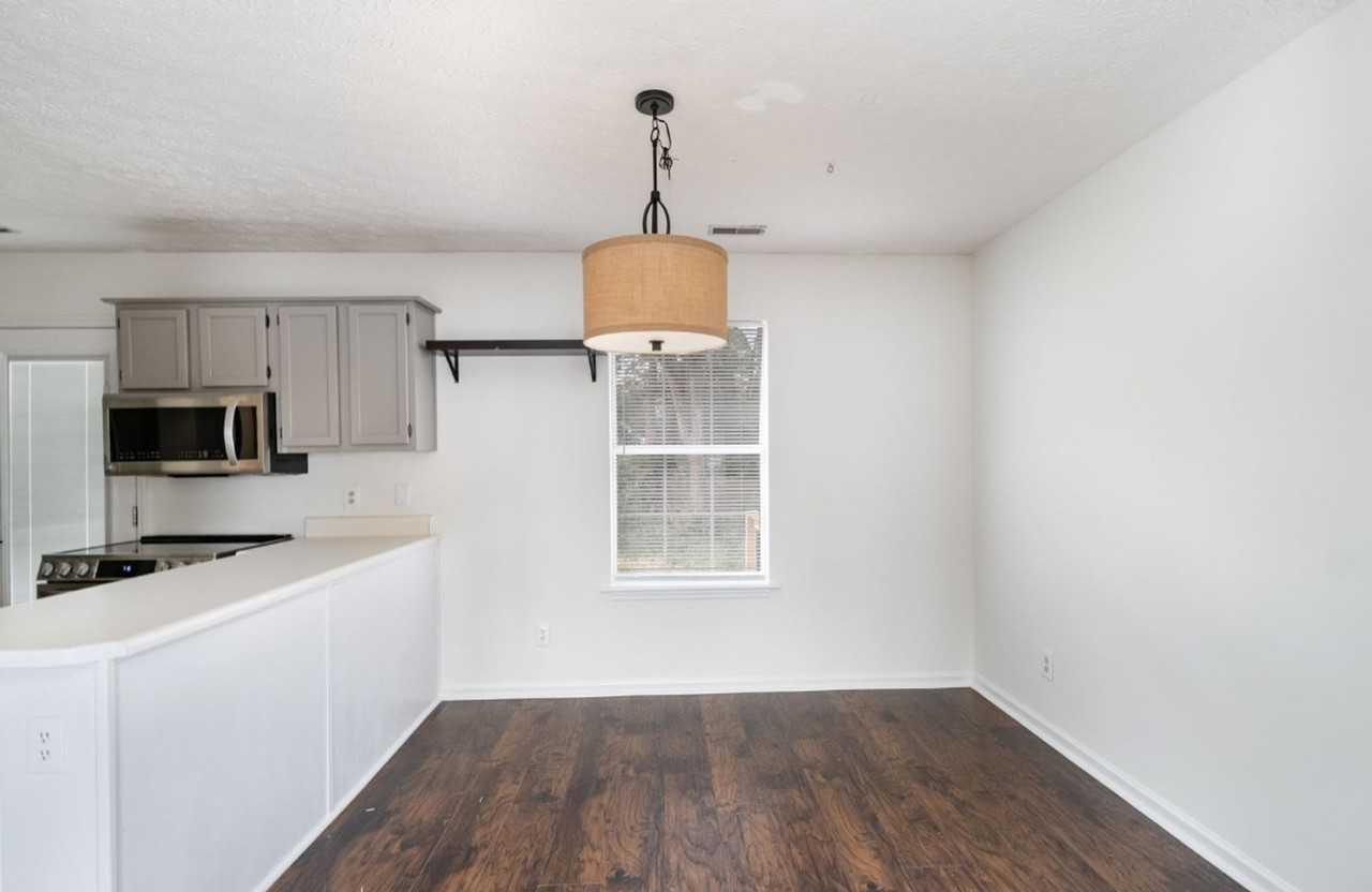 120 Minnette Ct - Photo 5 of 16