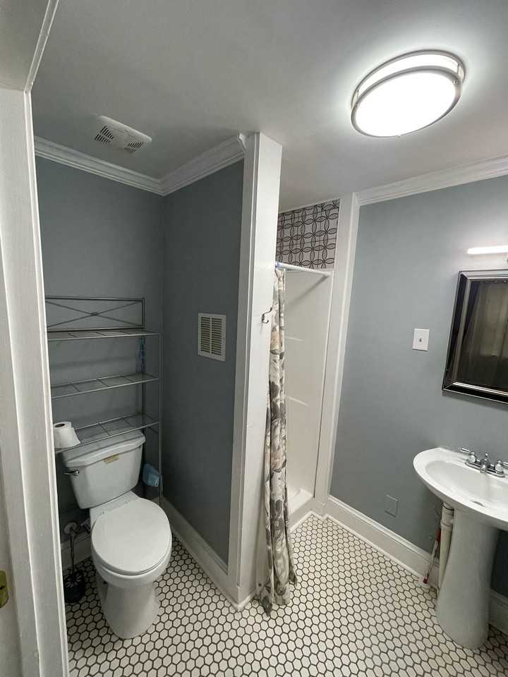 523 Hammond St #12 - Photo 3 of 4