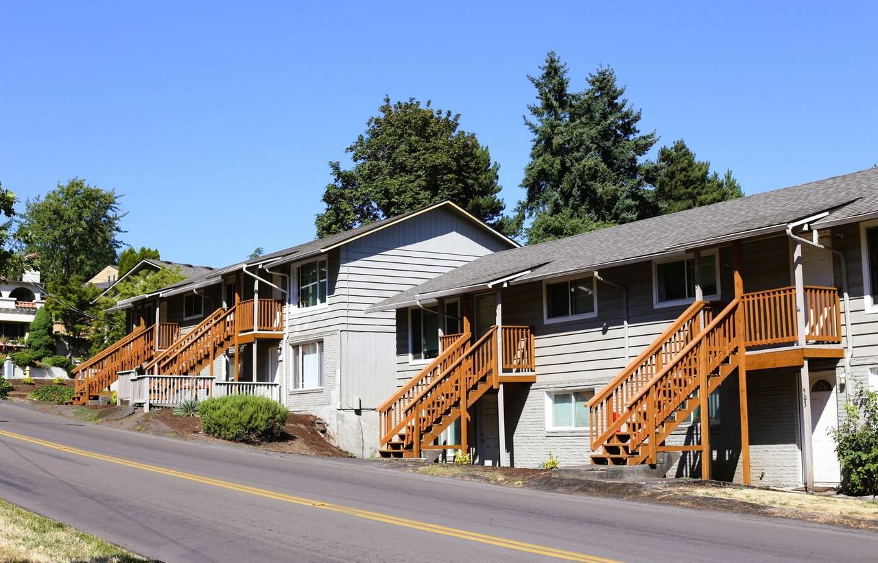 Centrally Located Fort Vancouver Location - Photo 7 of 8