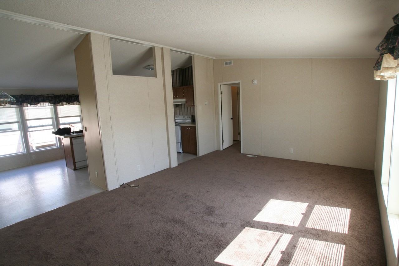 2747 Olivine St - Photo 2 of 13