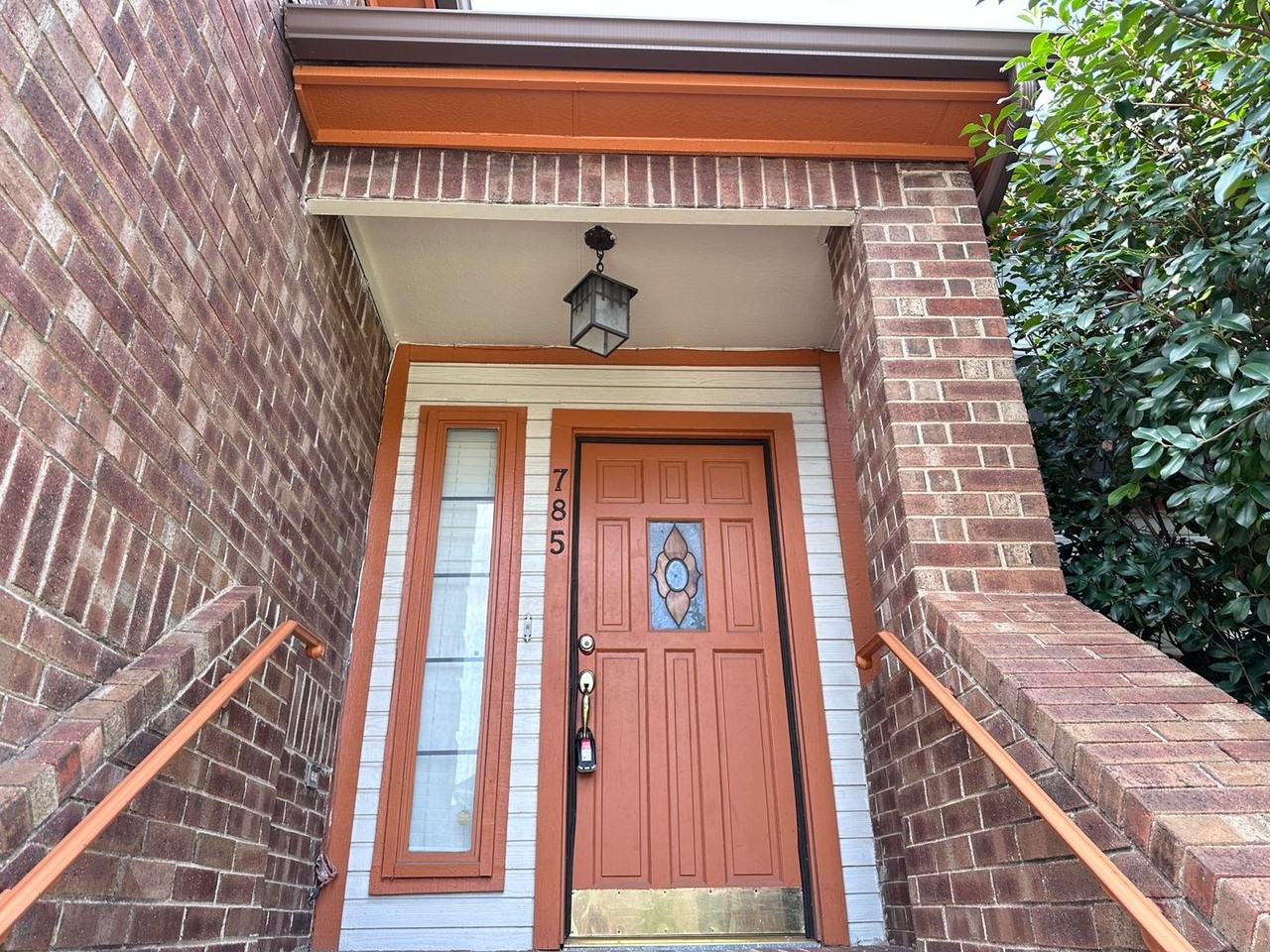 785 Pierre Ln - Photo 3 of 25