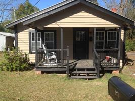 featured image of 214 W Charlton St