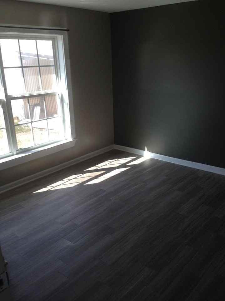214 W Charlton St - Photo 4 of 8