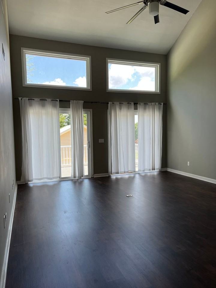 107 E Kingswood Dr - Photo 3 of 22